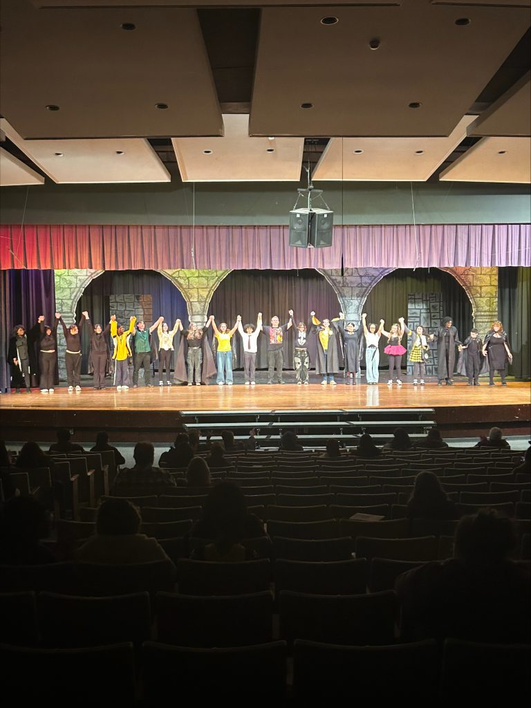 the cast of puffs giving bows